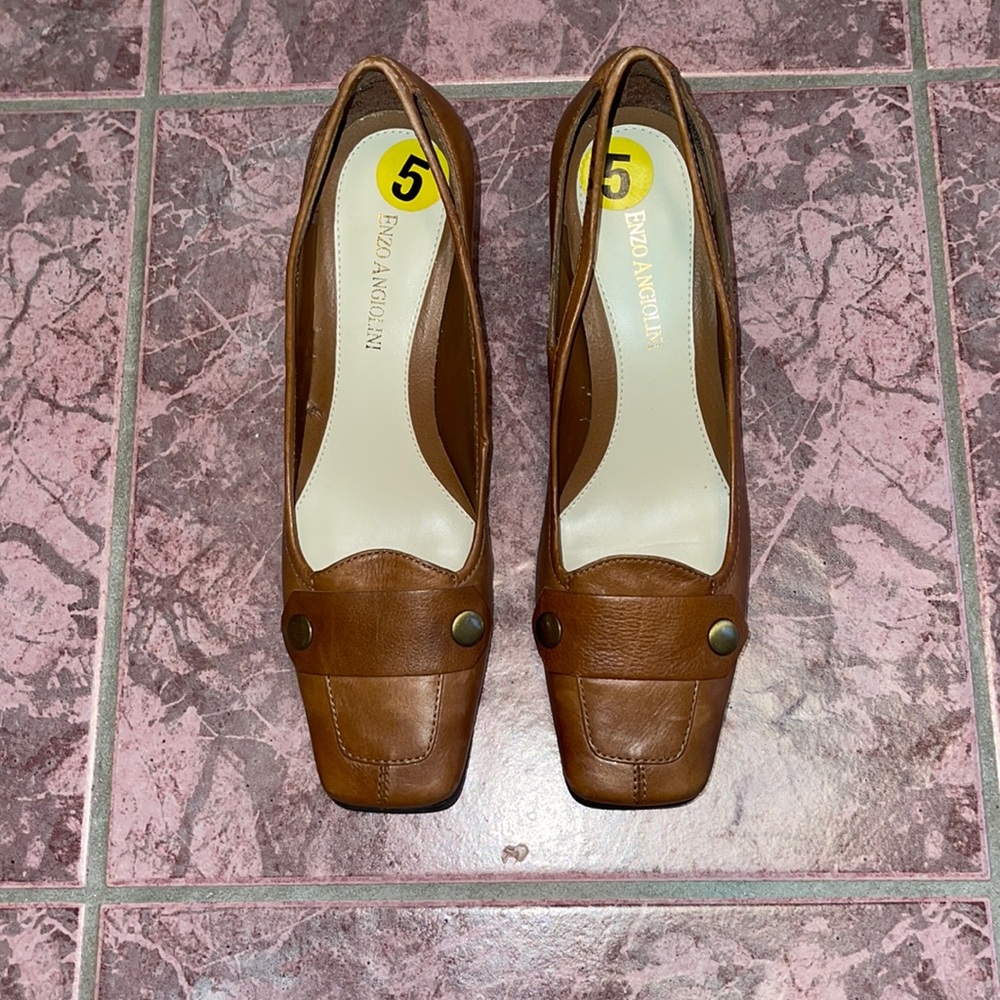 Enzo Angiolini woman’s brown shoes